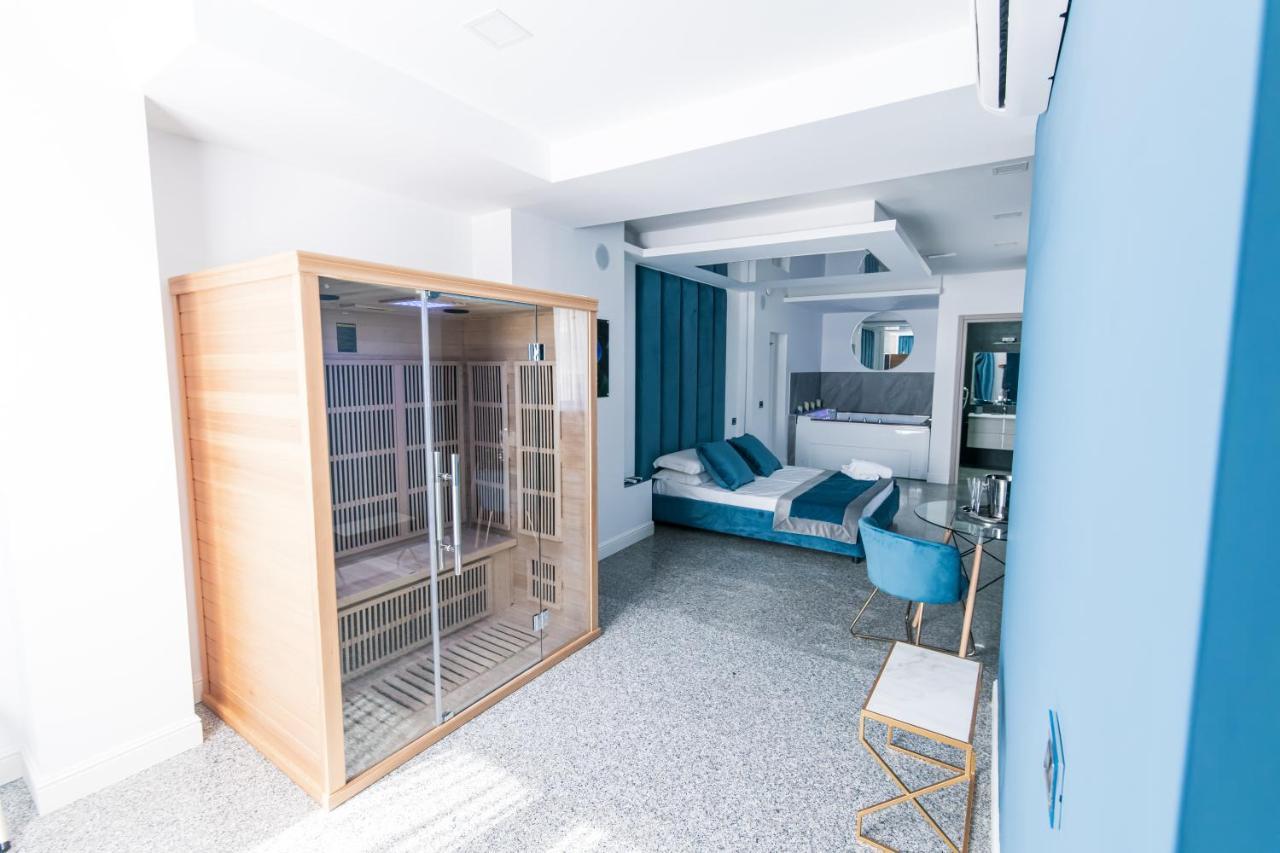 Hotel Ibisco Suites & Relax Pozzuoli Exterior photo