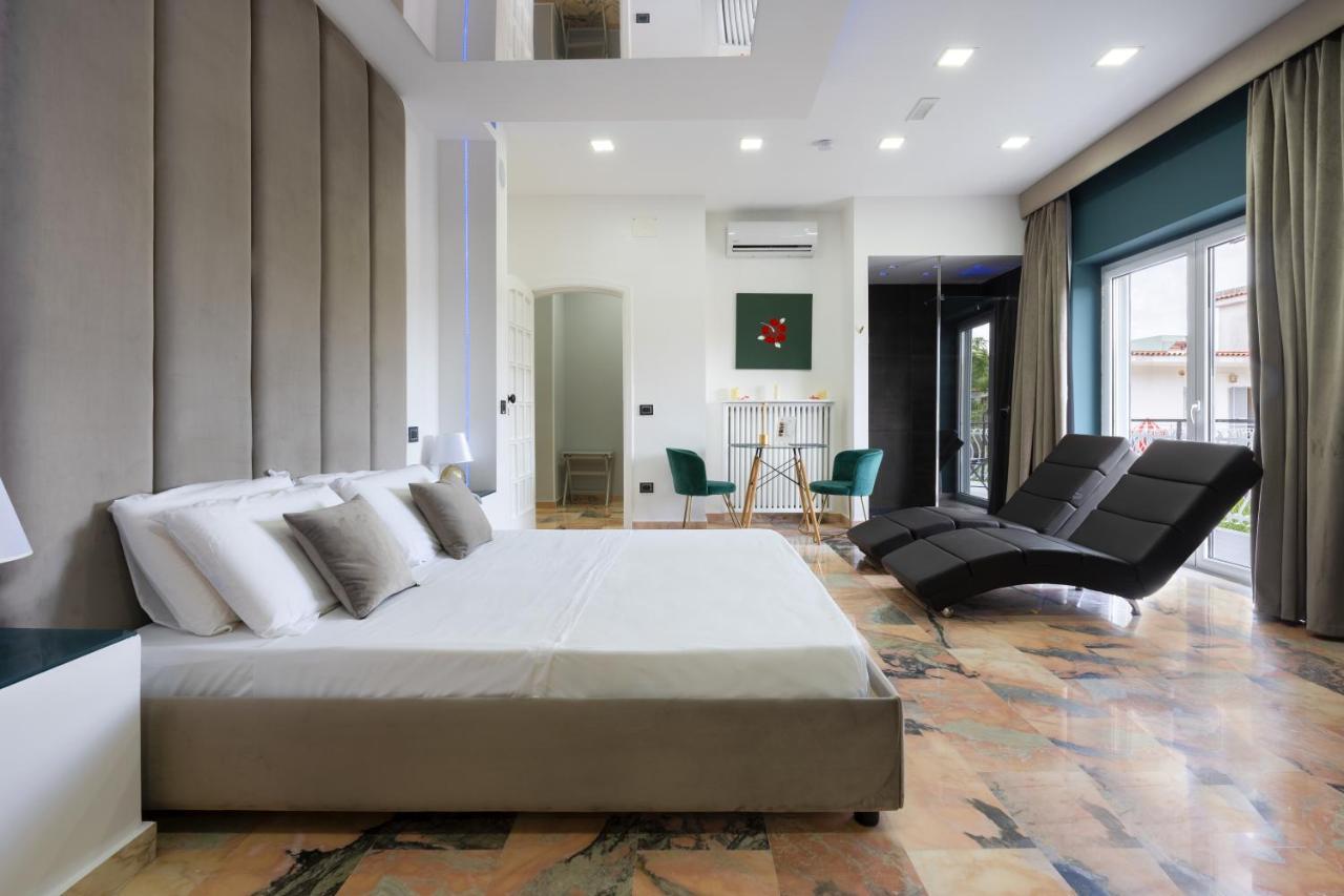 Hotel Ibisco Suites & Relax Pozzuoli Exterior photo